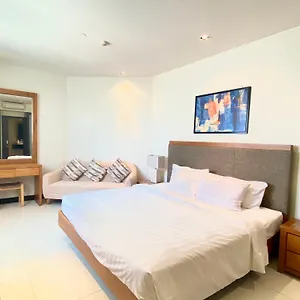 Luxury Seaview Managed By Anh Apartment
