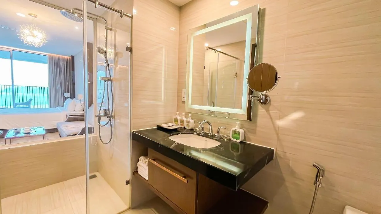 Panorama Nha Trang Hotel Managed By Lucy